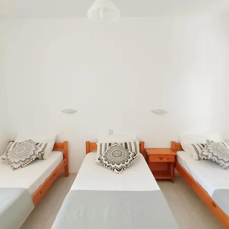 Lecini With Pool, By Zantewize 3*