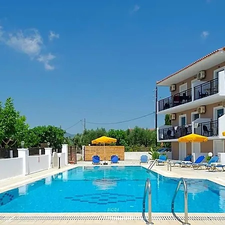 Hotel de apartamente Lecini With Pool, By Zantewize Laganas
