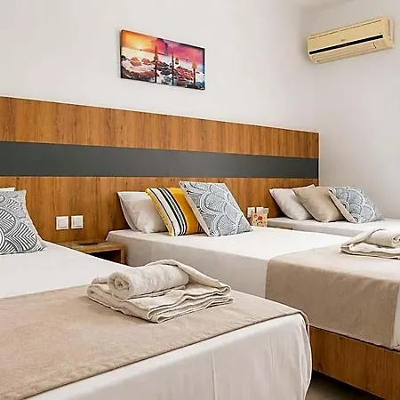 Hotel de apartamente Lecini With Pool, By Zantewize 3*