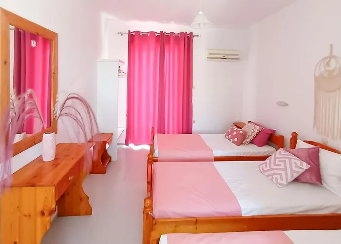 Lecini With Pool, By Zantewize Aparthotel