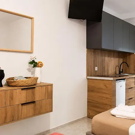 Hotel de apartamente Lecini With Pool, By Zantewize 3*