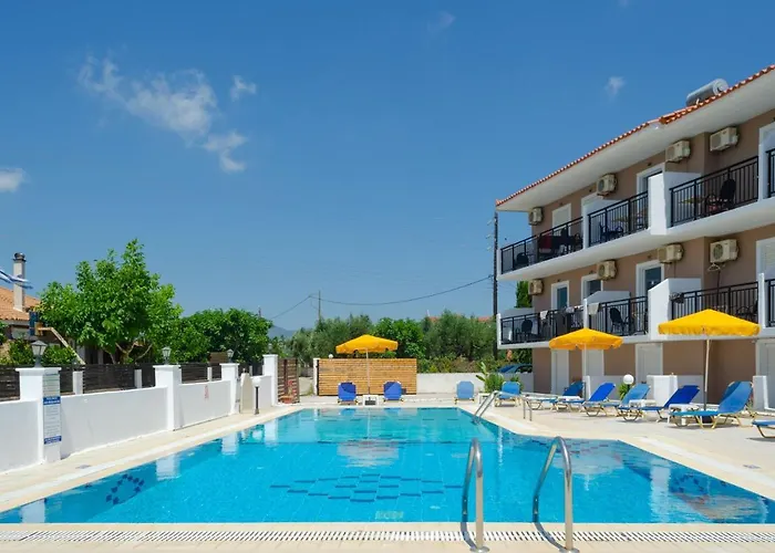 Lecini With Pool, By Zantewize 3*